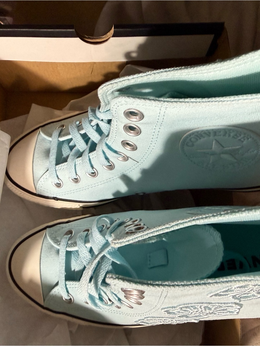 Converse High Top Sneakers in Pale Blue with Embroidered Floral Detail - Picture 5 of 7